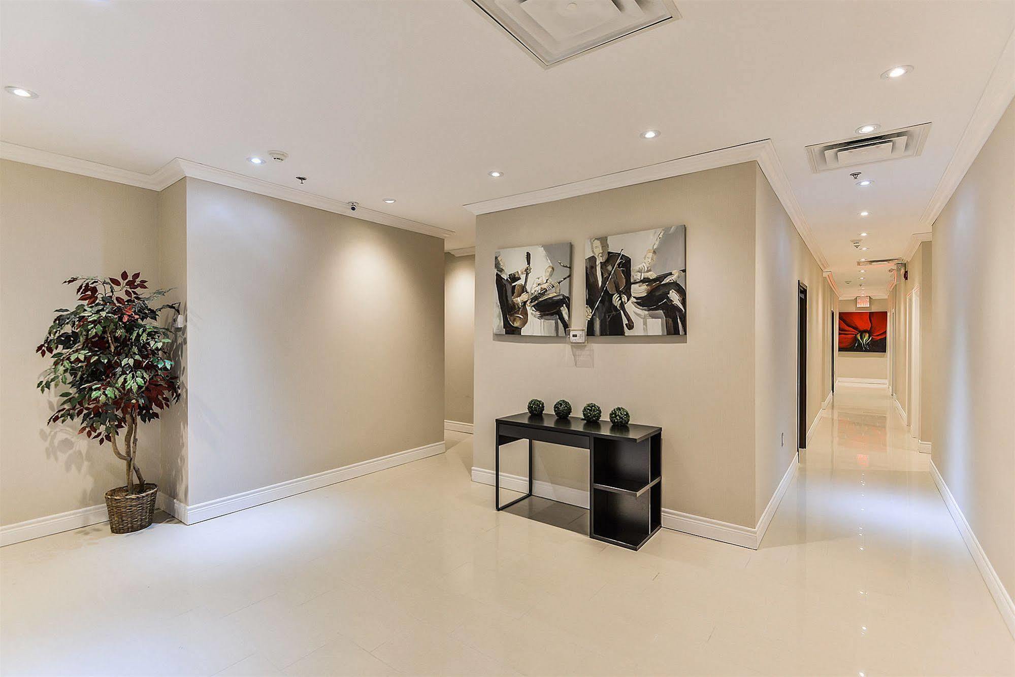 Nu Hotel Toronto Airport Mississauga Extérieur photo